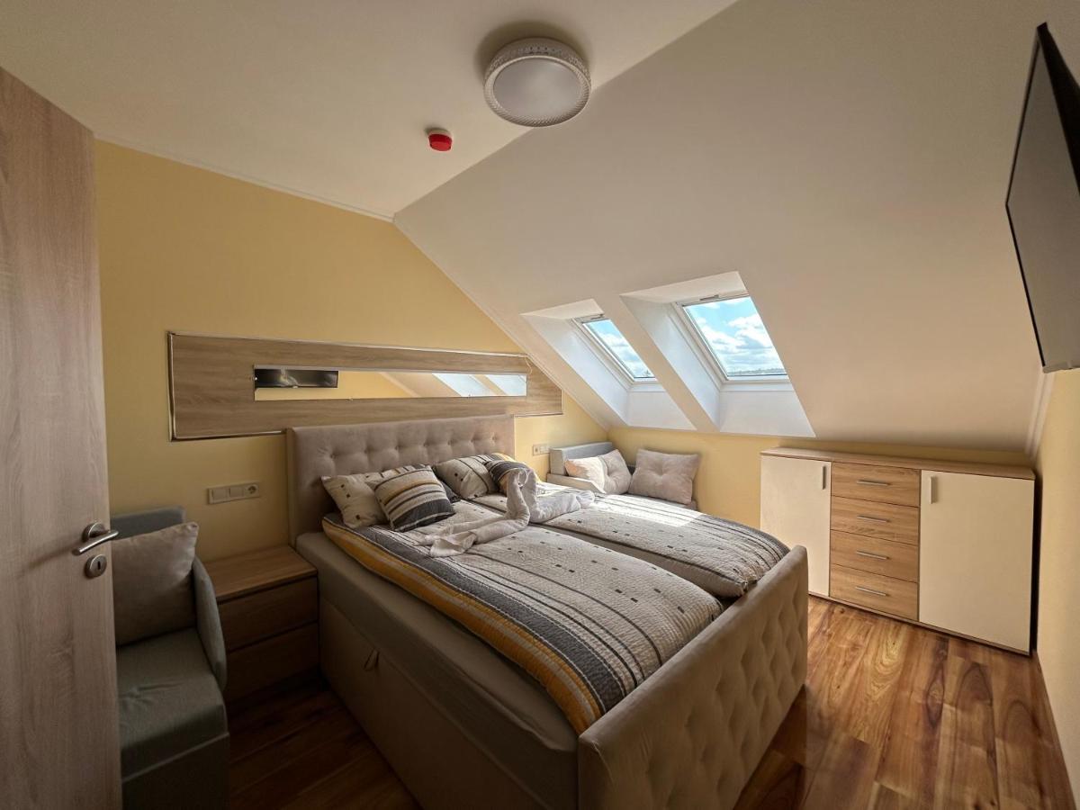 Harmony Apartments 埃格尔 外观 照片